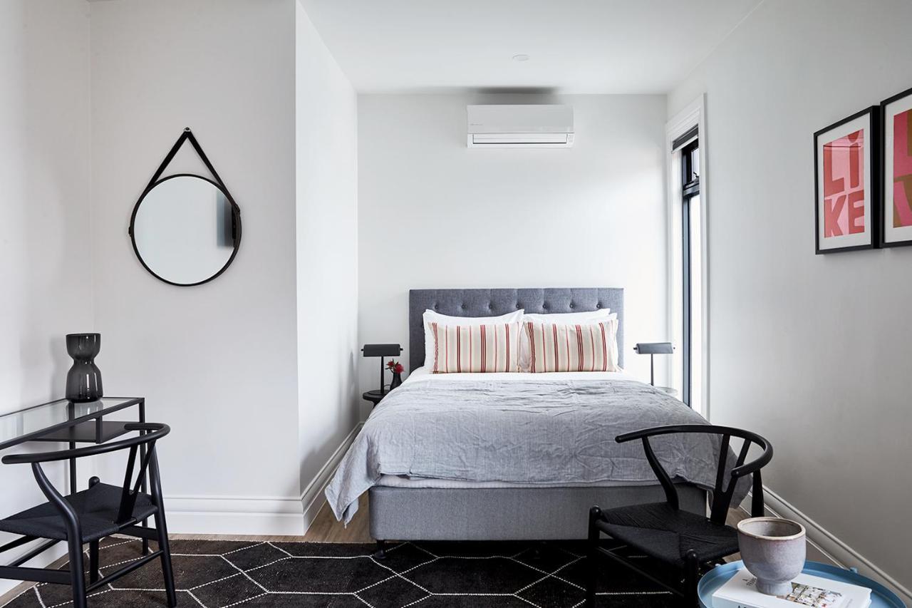 Richmond Studios By Short & Long Stays เมลเบิร์น ภายนอก รูปภาพ