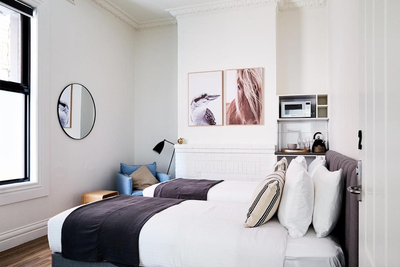 Richmond Studios By Short & Long Stays เมลเบิร์น ภายนอก รูปภาพ