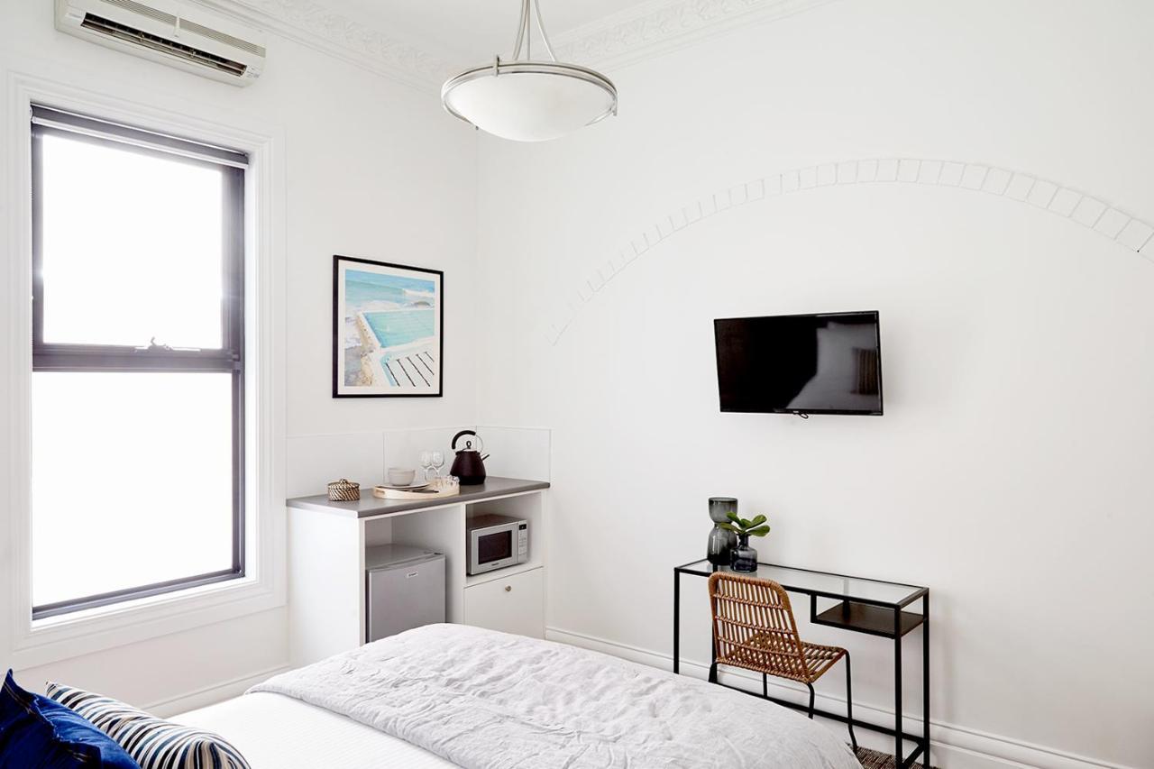 Richmond Studios By Short & Long Stays เมลเบิร์น ภายนอก รูปภาพ